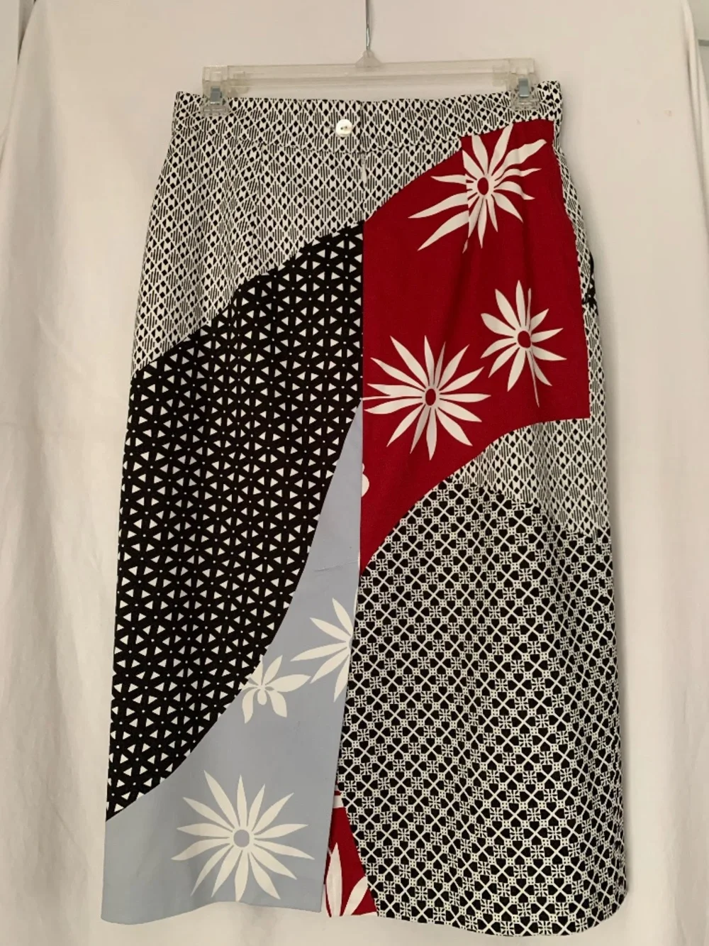 MaxMara black & red floral abstract print pencil skirt